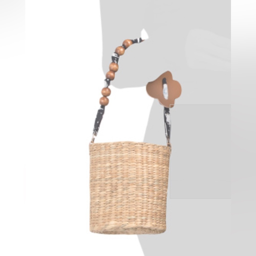 MADE IN VIETNAM Woven Bucket Bag With Beaded Top Carry Handle - Picture 2 of 10